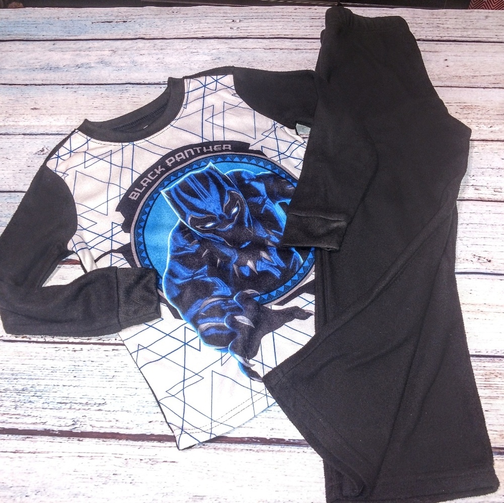 🤗✳️Marvel Black Panther PJs~Trademark tag